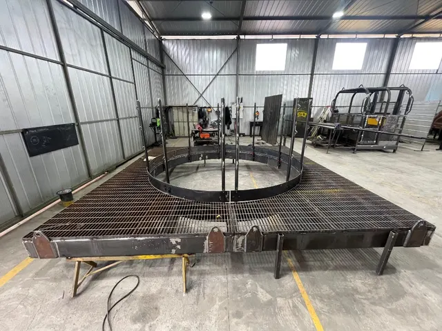 Plataforma de trabajo para pique minero en fabricación